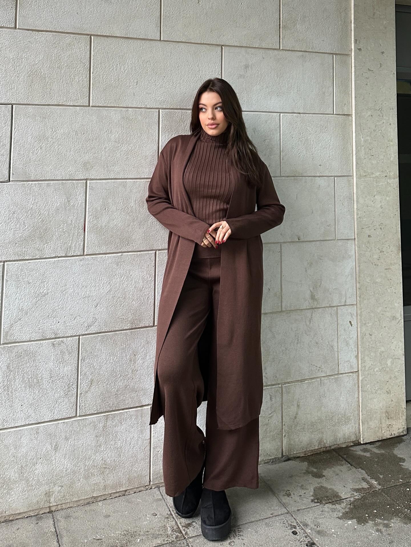 ✨ طقم كاجوال فاخر من ثلاث قطع بأناقة الراقية