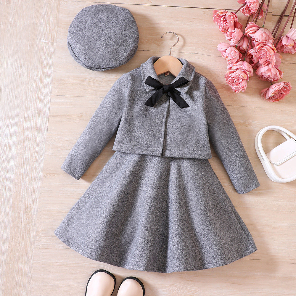 طقم بناتي فاخر بتصميم أنثوي ساحر ولمسة أميرية ناعمة