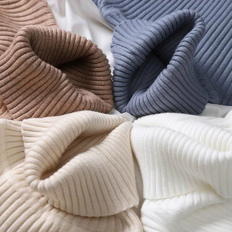 توب صوفي بياقة عالية لمسة دافئة وأناقة لا تُقاوم