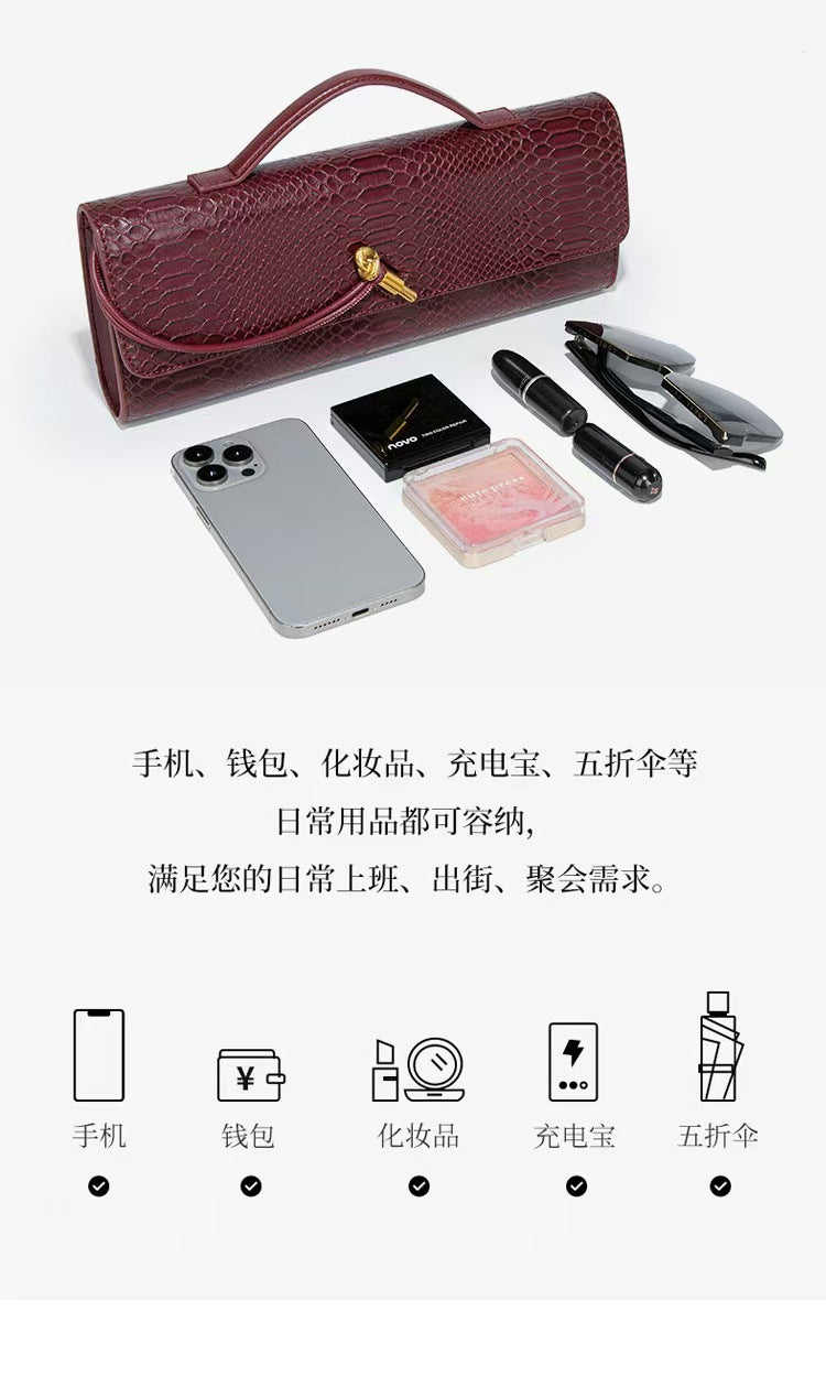 محفظة "الجلد الملكي": الأناقة الساحرة بتصميم جلد الأفعى المميز