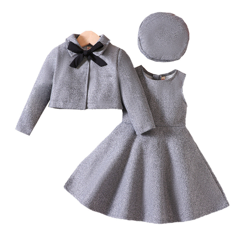 طقم بناتي فاخر بتصميم أنثوي ساحر ولمسة أميرية ناعمة