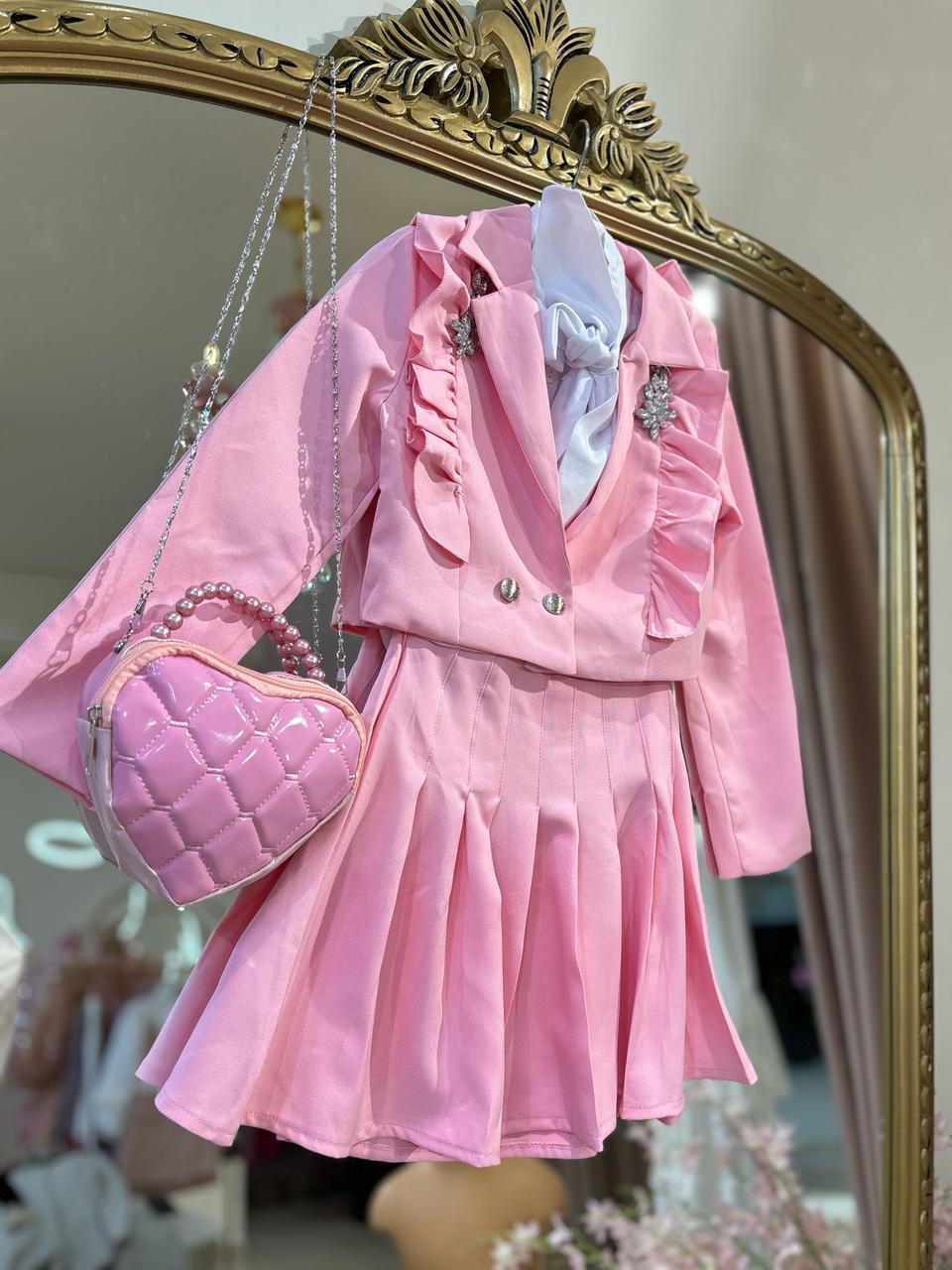 سترة + تنورة + قميص + حقيبة